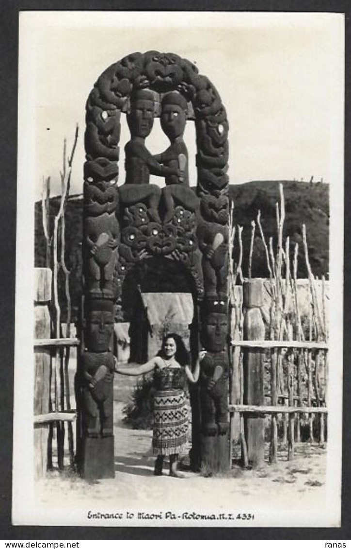 CPA Nouvelle Zélande Maori Non Circulé Totem Femme Woman - Nouvelle-Zélande