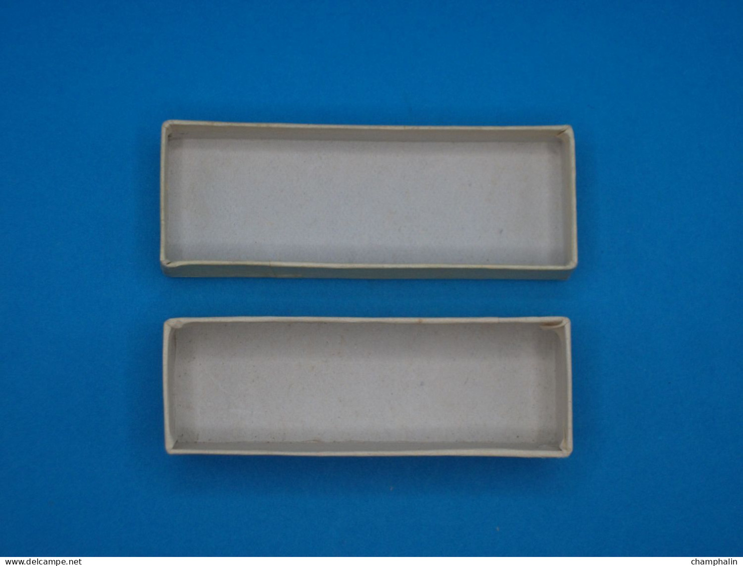 Boîte en carton ancienne - Epingles de sûreté Spécial Perle