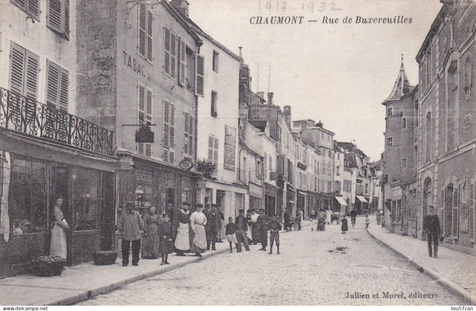 CHAUMONT  -  HAUTE-MARNE   -   (52)   -   CPA   TRES  ANIMEE  -  RUE DE BUXEREUILLES.... - Chaumont