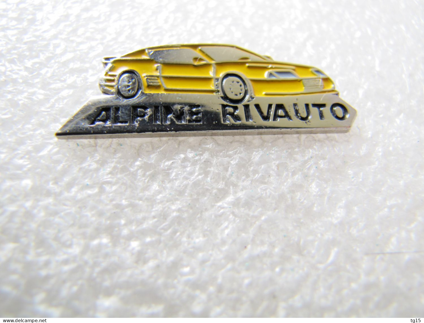 RARE   PIN'S   ALPINE RENAULT  A 610    ALPINE  RIVAUTO - Renault