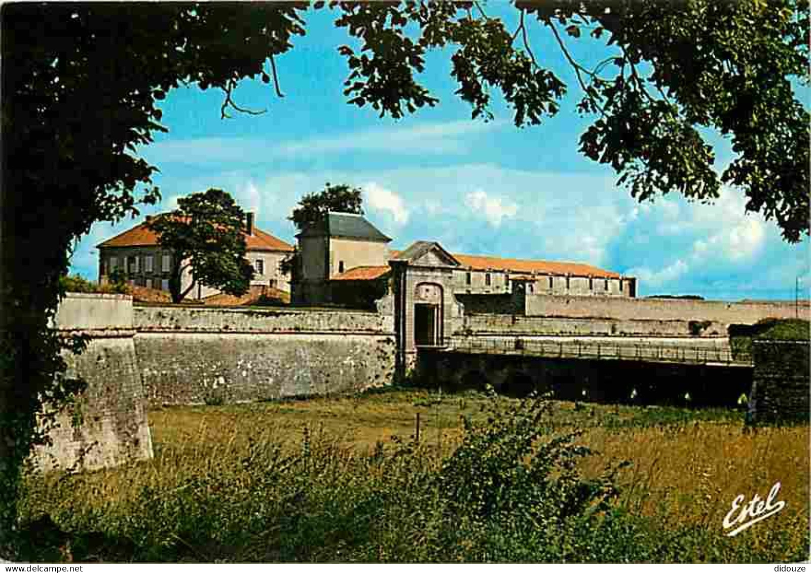 17 - Ile De Ré - Saint Martin De Ré - Le Pénitencier Ancienne Citadelle édifiée En 1681 - CPM - Voir Scans Recto-Verso - Saint-Martin-de-Ré