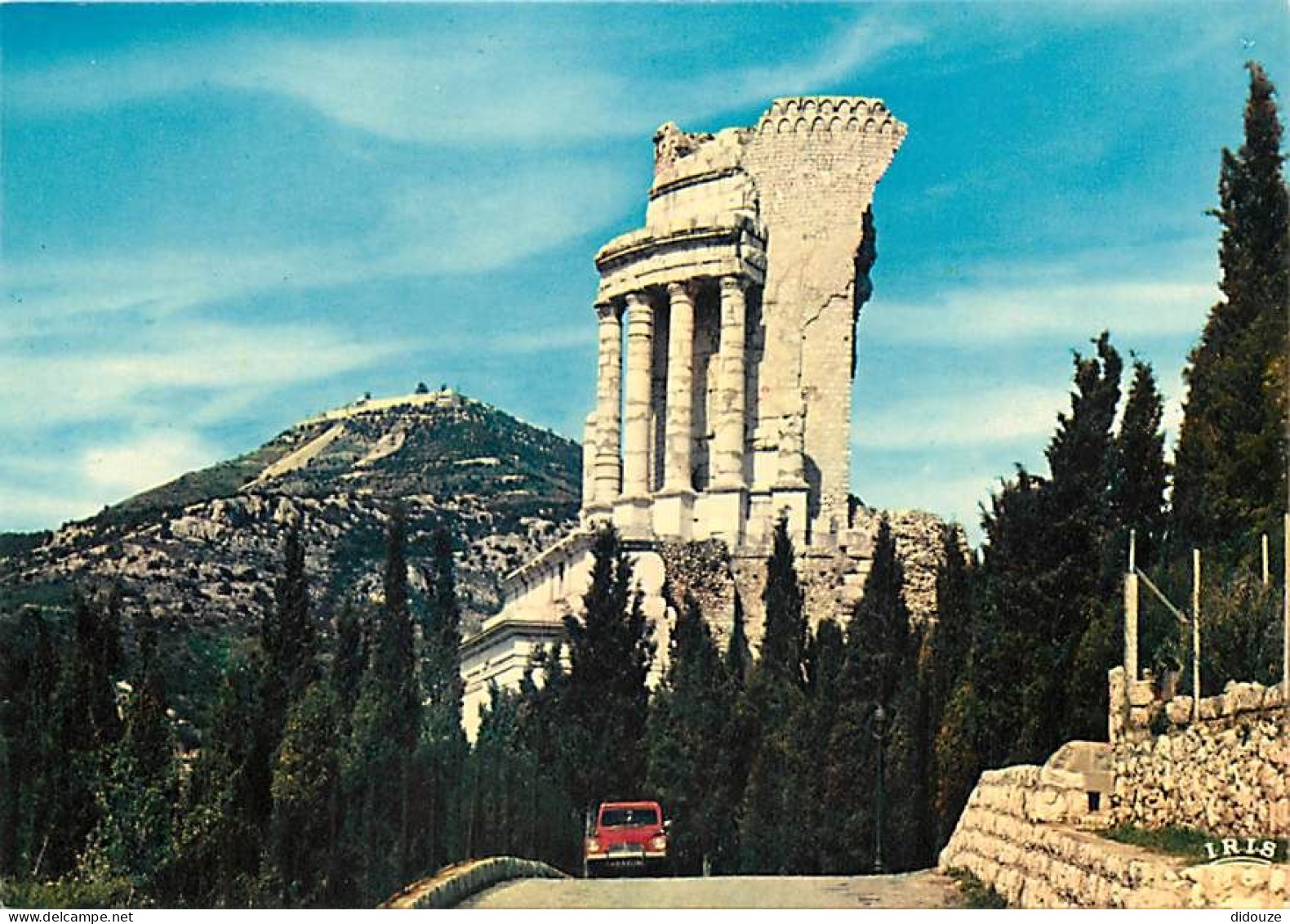 06 - La Turbie - Le Trophée Des Alpes. Monument à La Gloire De L'Empereur Auguste - Automobiles - CPM - Carte Neuve - Vo - La Turbie