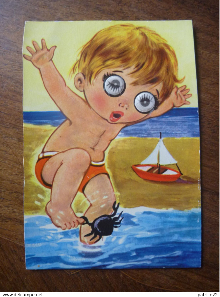 CPSM CARTE A SYSTEME KRUGER - YEUX QUI BOUGENT A DEUX POSITIONS ENFANT A LA PLAGE AVEC UN CRABE - A Systèmes