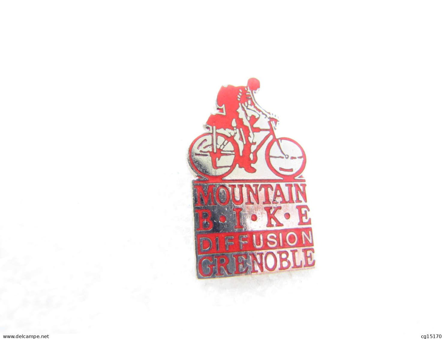 PIN'S   MOUNTAIN   BIKE   DIFFUSION  GRENOBLE  Email Grand Feu - Cyclisme