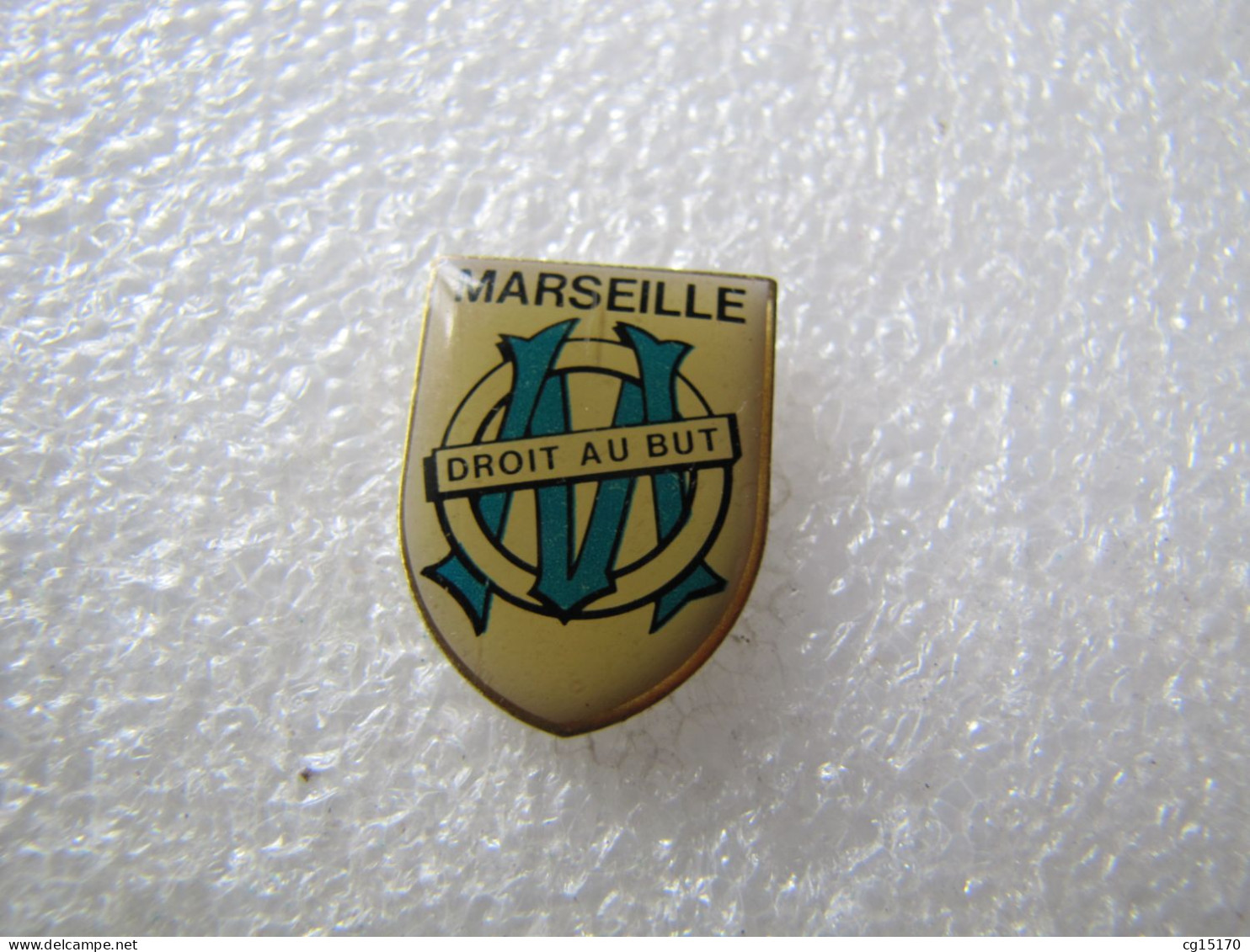 PIN'S    FOOTBALL  OLYMPIQUE DE MARSEILLE - Football