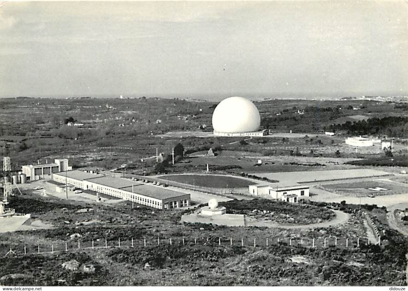 22 - Pleumeur-Bodou - La Station Spatiale - Vue Générale Aérienne - CPSM Grand Format - Carte Neuve - Voir Scans Recto-V - Pleumeur-Bodou