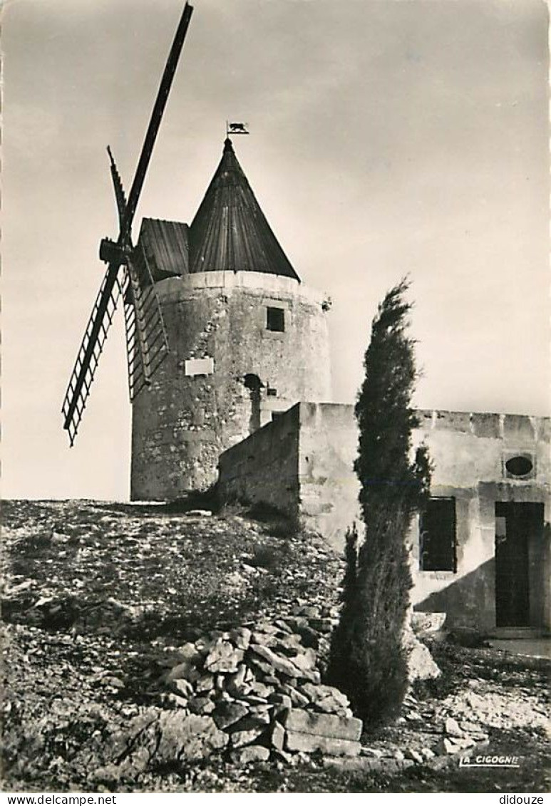 13 - Fontvieille - Le Moulin D'Alphonse Daudet - Mention Photographie Véritable - CPSM Grand Format - Carte Neuve - Voir - Fontvieille