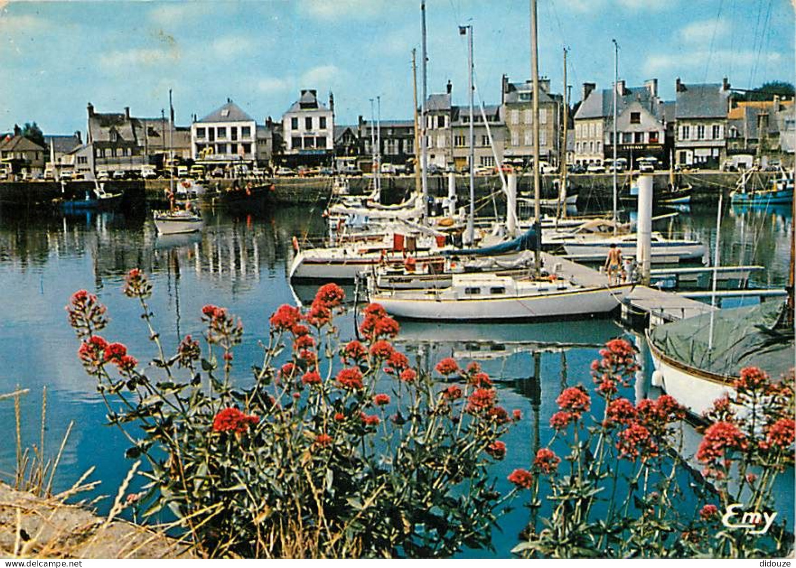 50 - Saint Vaast La Hougue - CPM - Voir Scans Recto-Verso - Saint Vaast La Hougue