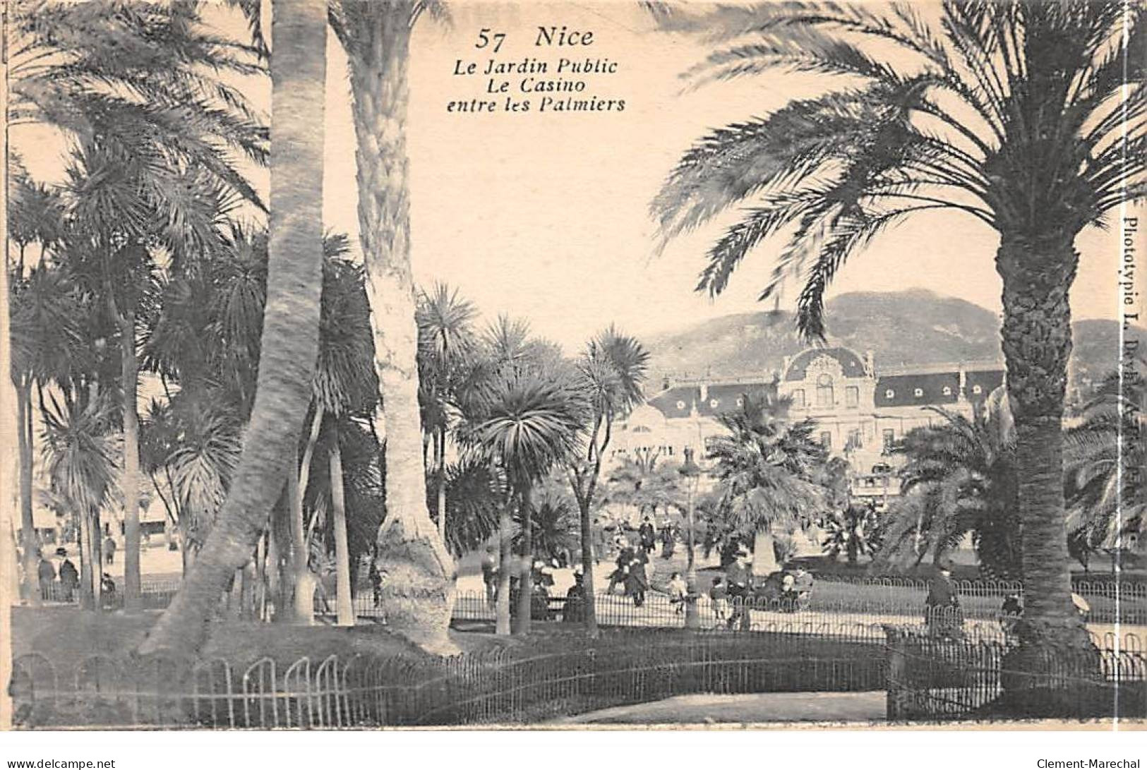 NICE - Le Jardin Public - Le Casino Entre Les Palmiers - Très Bon état - Parchi E Giardini