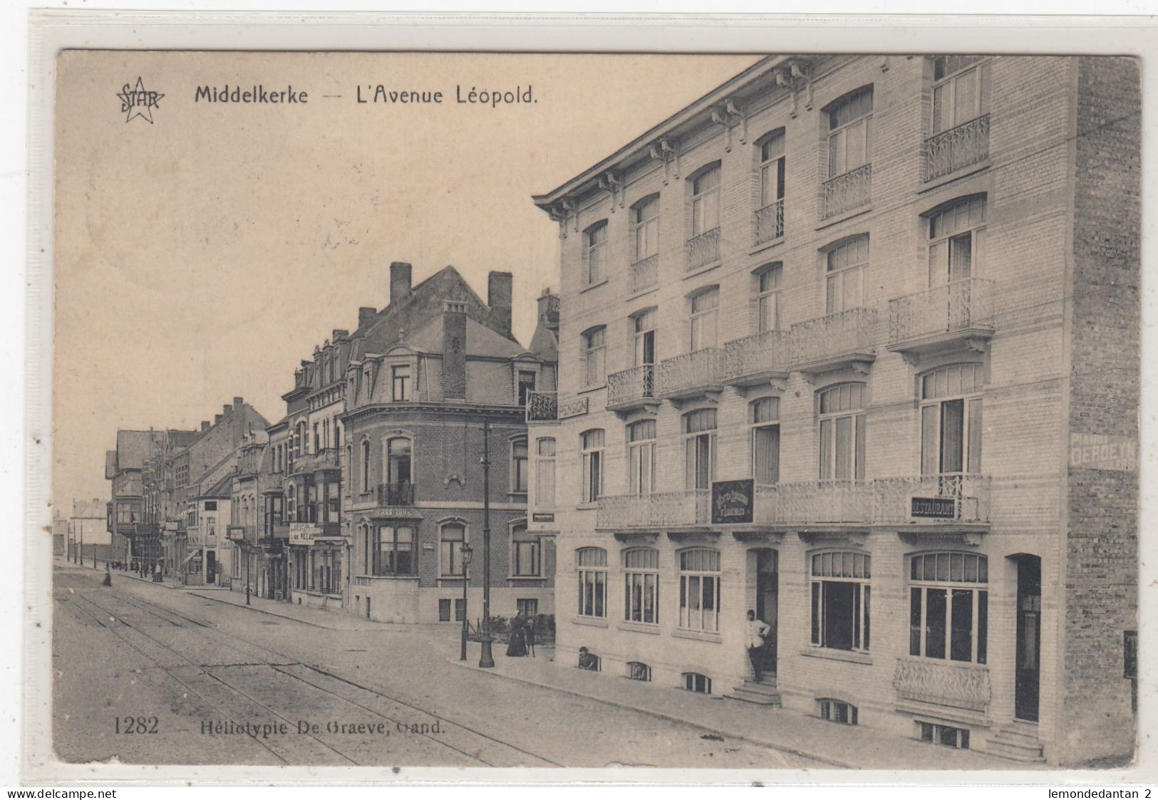 Middelkerke. L'Avenue Léopold. * - Middelkerke