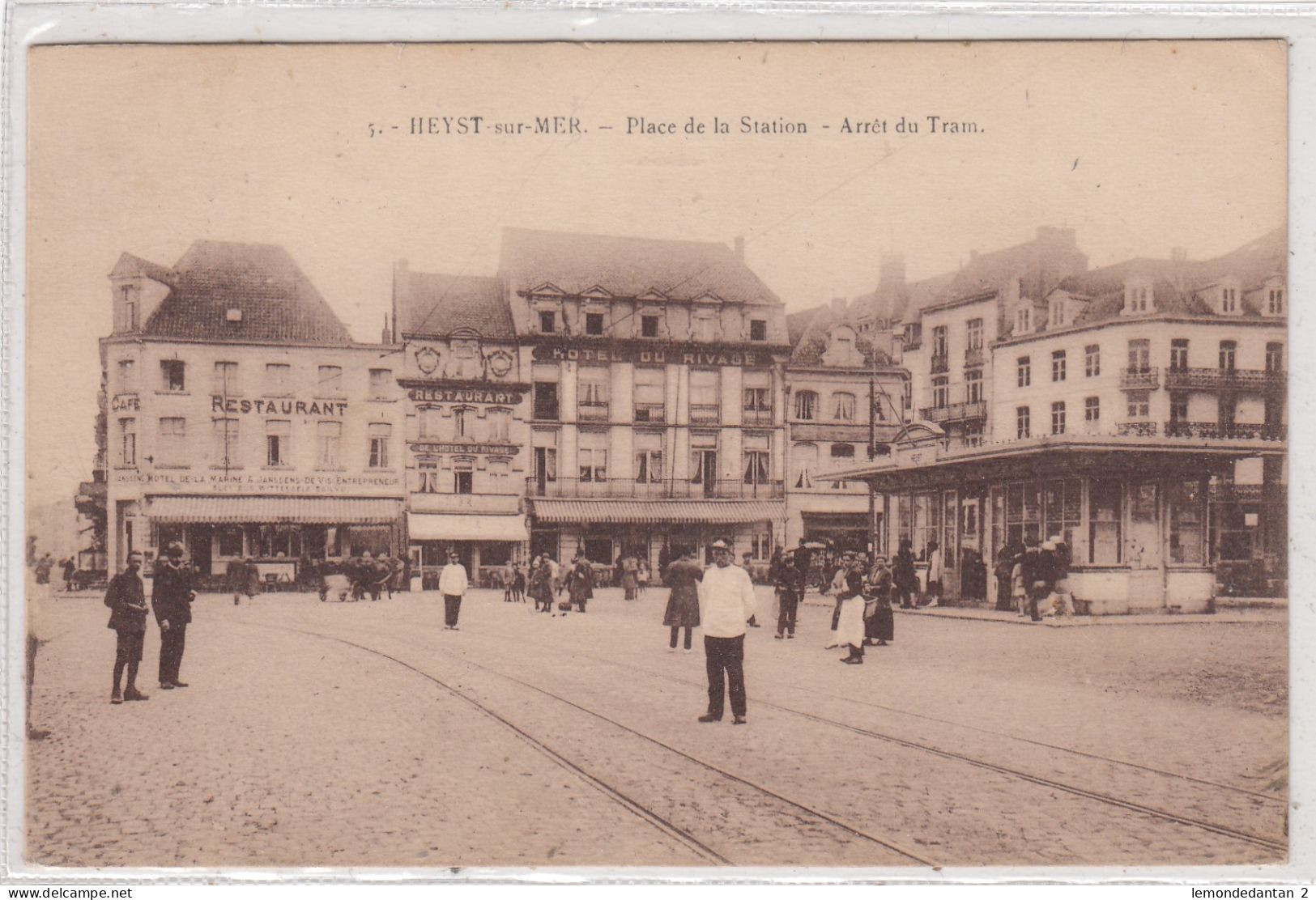 Heyst. Place De La Station. Arret Du Tram. * - Heist