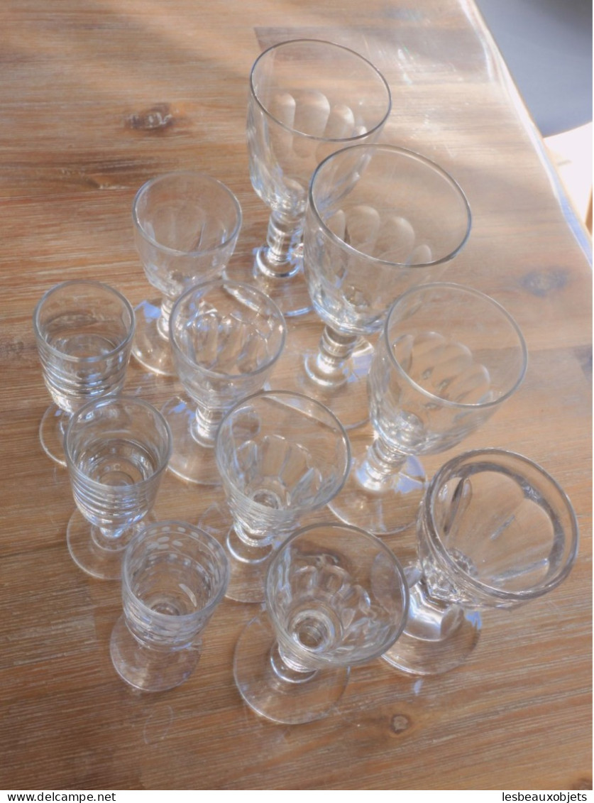 -LOT De 11 ANCIENS VERRES DIFFERENTES FORMES 7 MODELES Différents Collection      E - Verre & Cristal