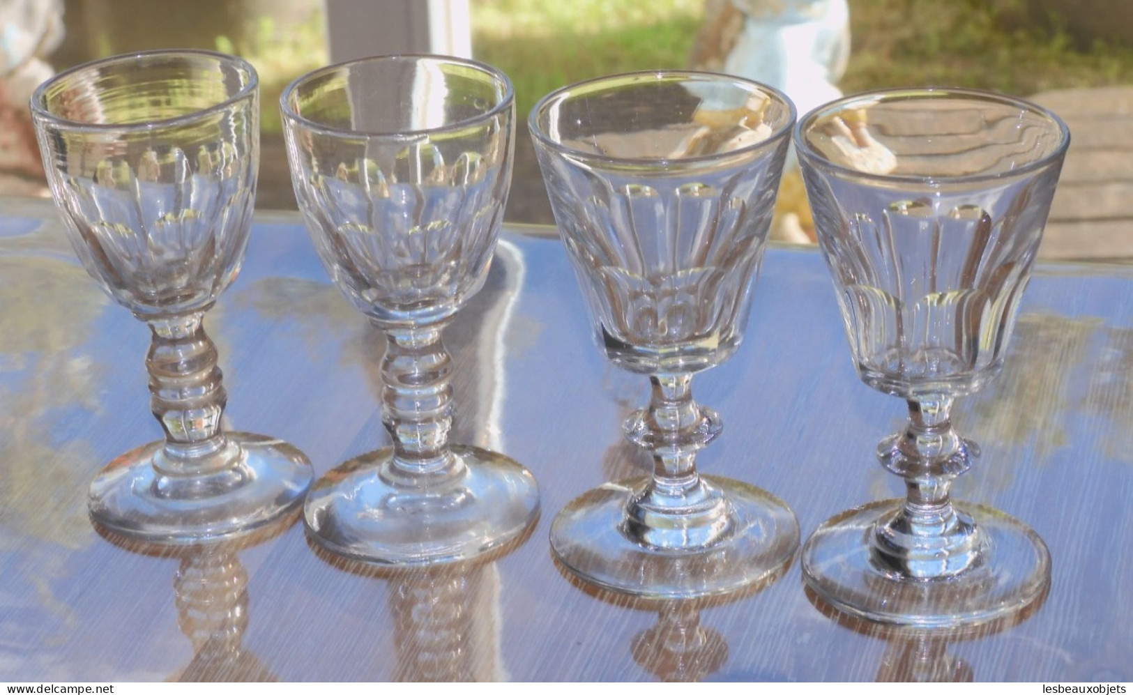 -LOT de 11 ANCIENS VERRES DIFFERENTES FORMES 7 MODELES différents Collection      E