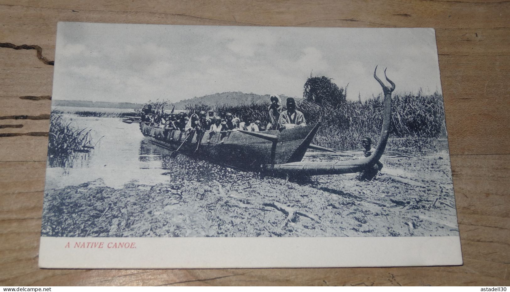 KENYA ? A Native Canoe................ BE-18403 - Kenia