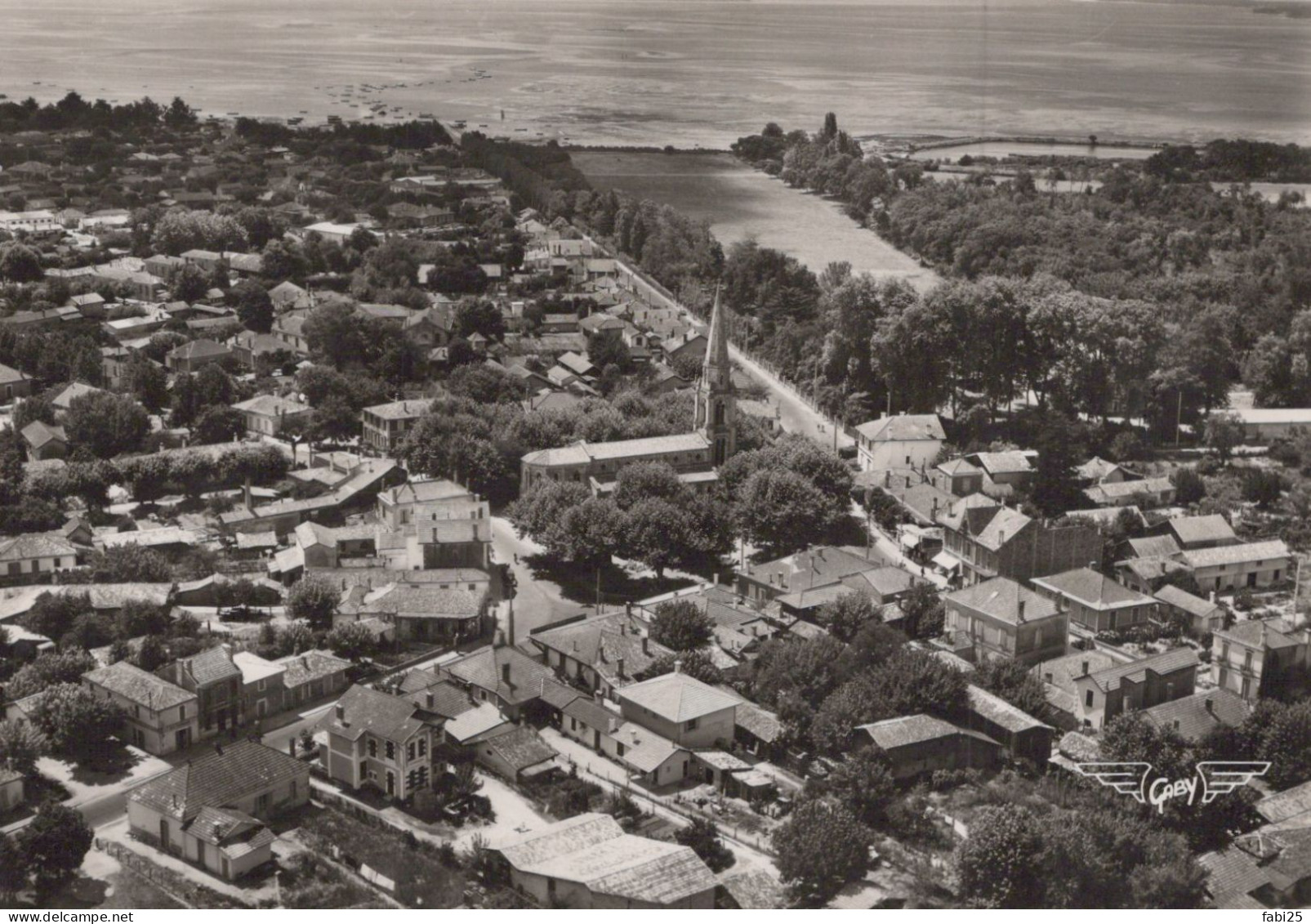 ARES VUE GENERALE - Arès