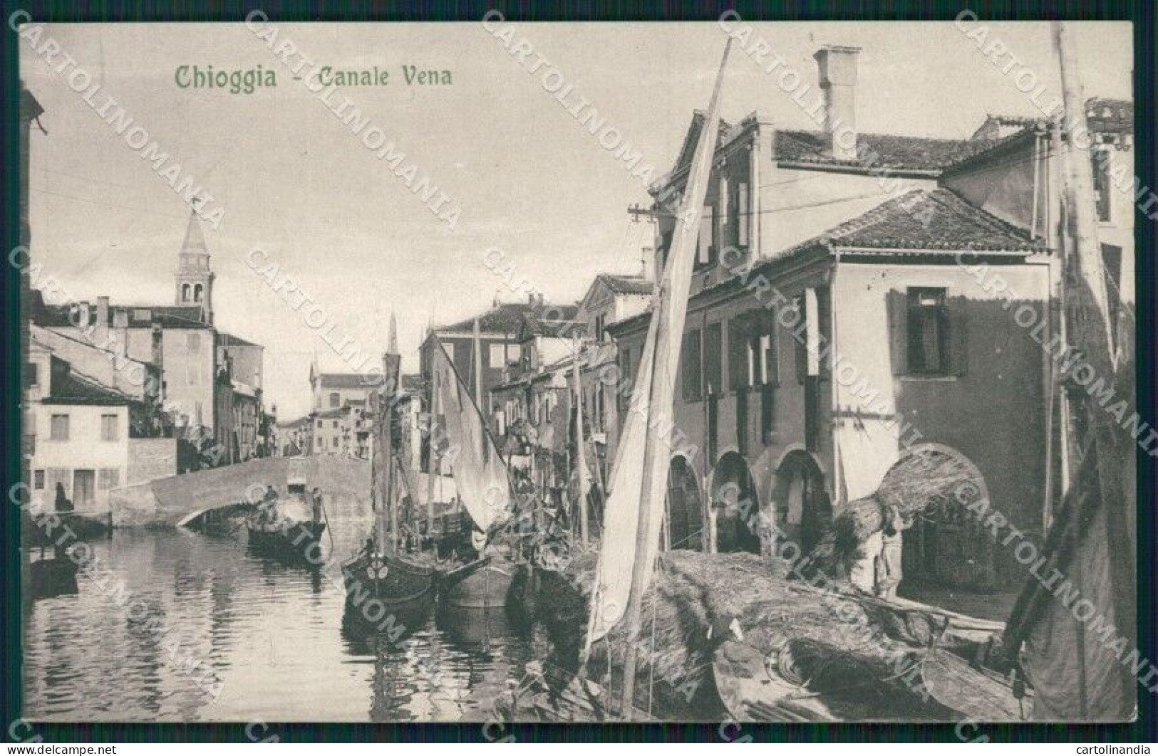 Venezia Chioggia Canale Vena Barche PIEGHINA Cartolina QT4024 - Venezia (Venice)