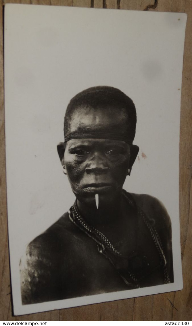 Femme Bobo ................ BE-18431 - Burkina Faso