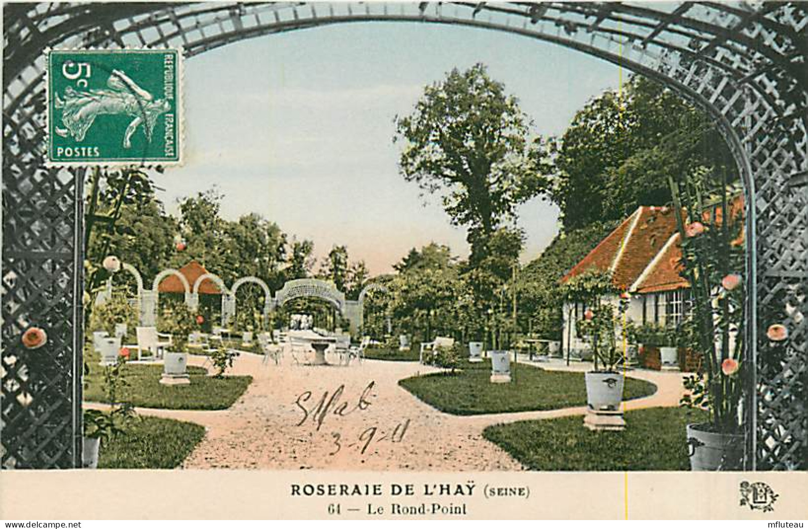 94* ROSERAIE DE L HAY  Rond Point                MA83,0185 - L'Hay Les Roses