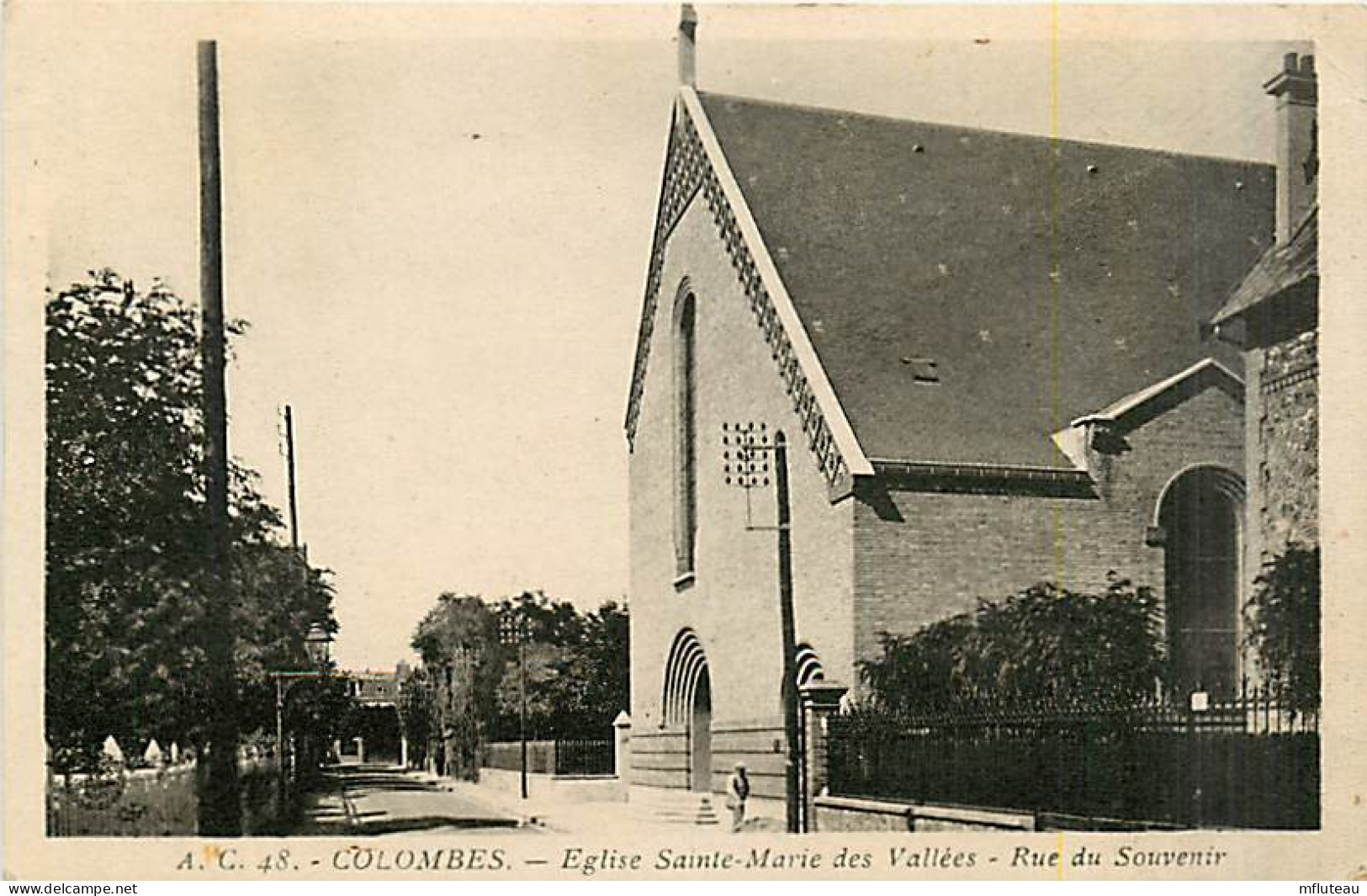 92* COLOMBES Eglise Ste Marie Souvenir         MA82_0898 - Bondy