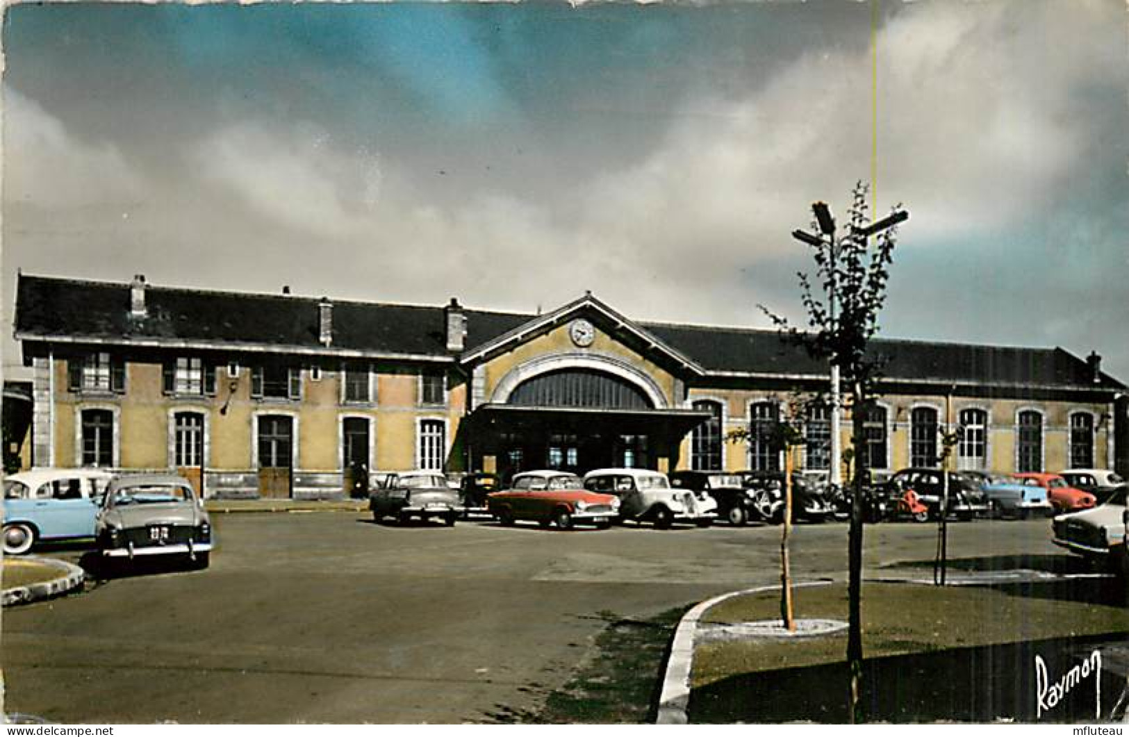 91* CORBEIL ESSONN ES La Gare  CPSM (petit Format)  MA82_0815 - Corbeil Essonnes