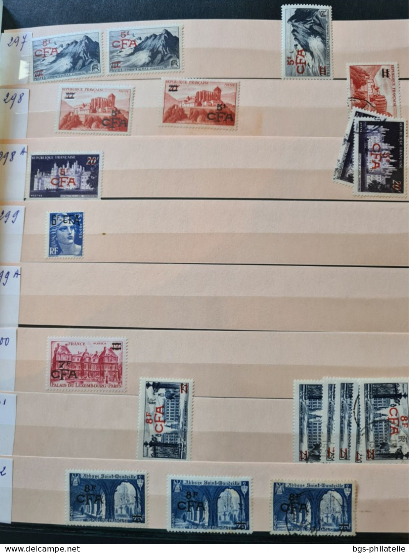 Stock De Timbres De Réunion CFA , Neufs **, Neufs * Et Quelques Oblitérés. - Collections (sans Albums)