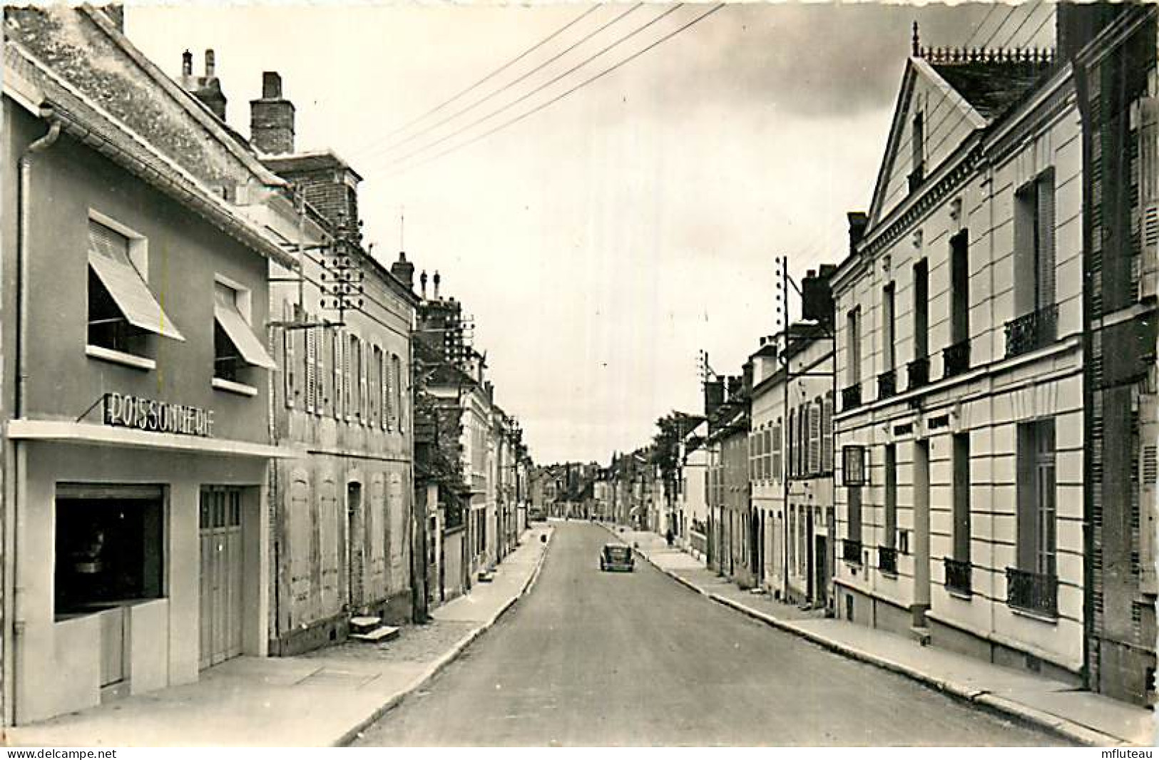 89* BRIENON  Rue Du Port  (CPSM Petit Format)                        MA89,0754 - Brienon Sur Armancon