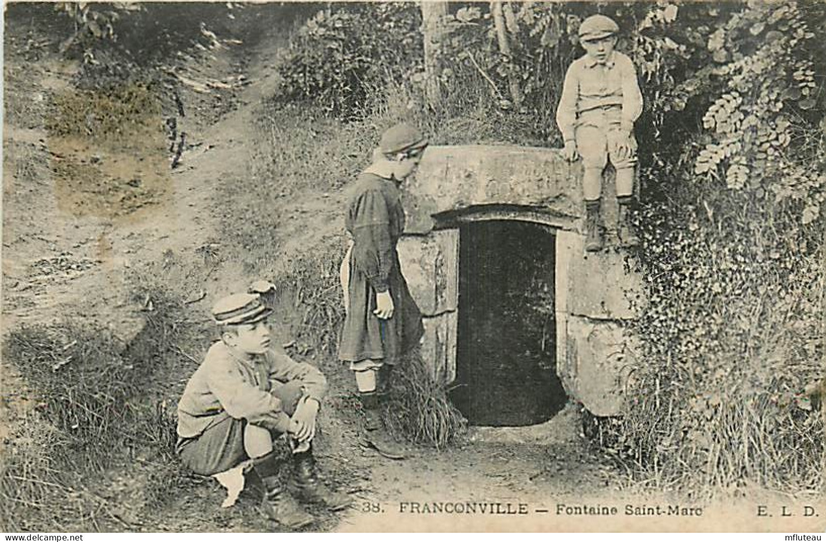 95* FRANCONVILLE Fontaine                      MA89,1194 - Franconville