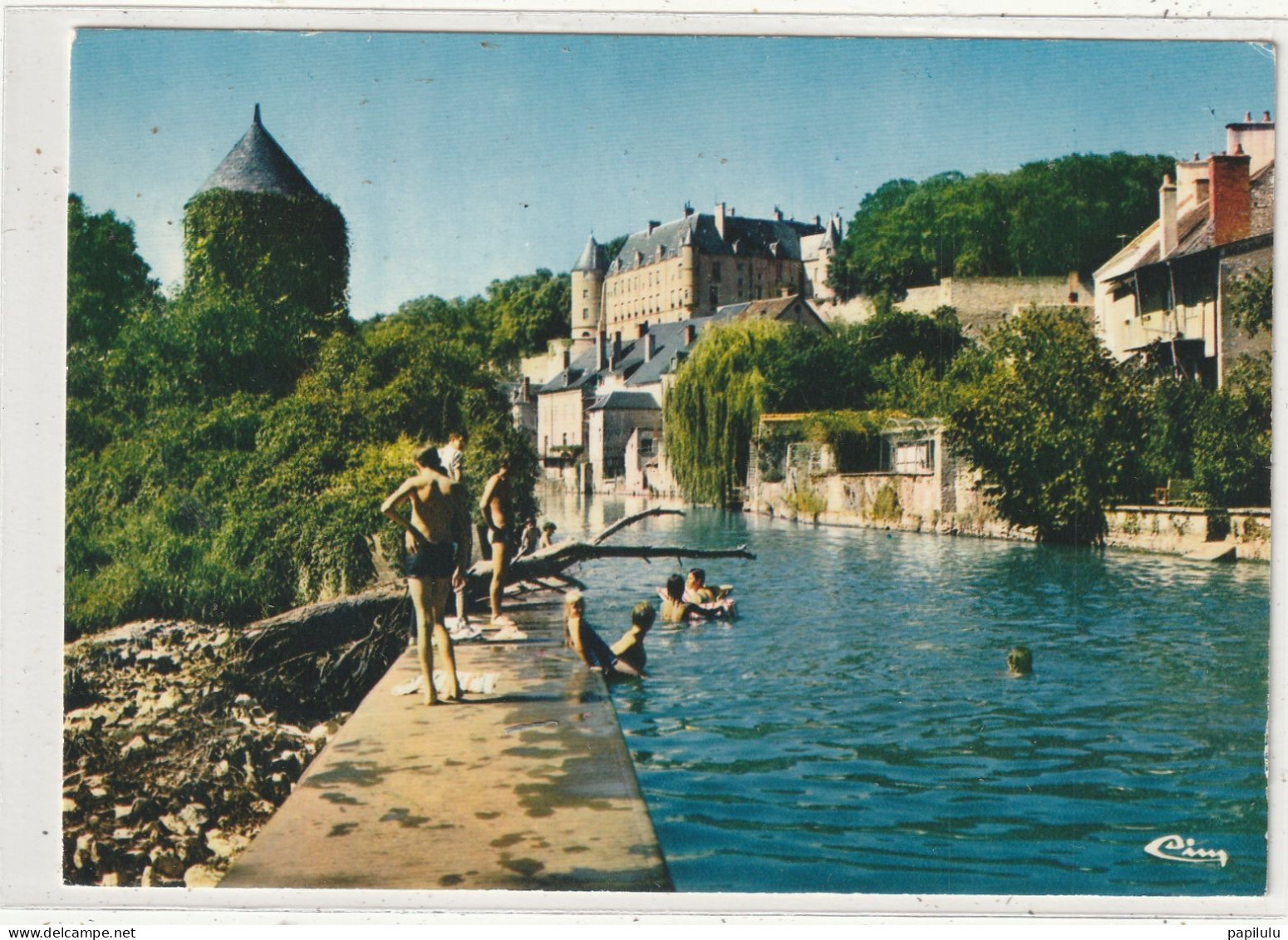 38 DEPT 18 : édit. Cim : Châteauneuf Sur Cher Le Chateau Vu Du Canal - Chateauneuf Sur Cher