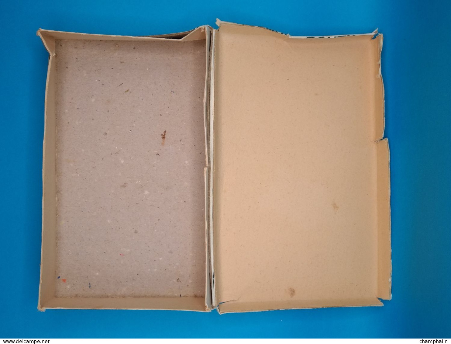 Boîte en carton ancienne - Ampoules Opostyl - Laboratoire Bouty à Paris (75) - Année 1943 Pharmacie P. Giono Médicament