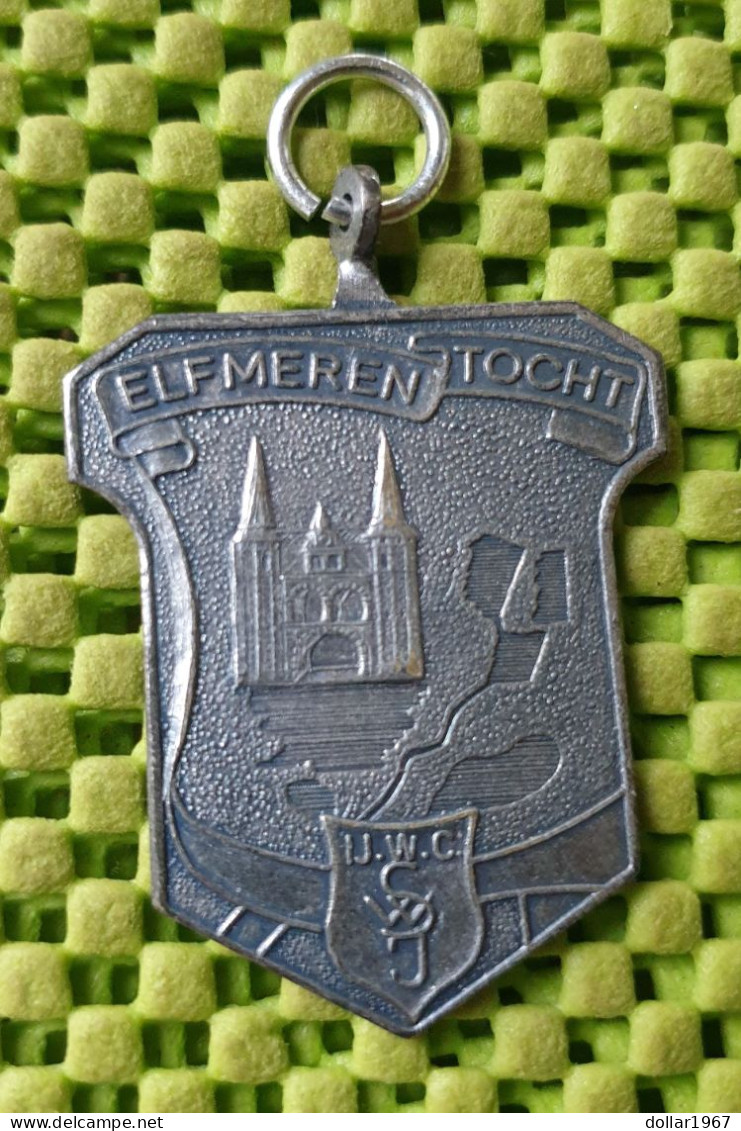 Medaile : IJ.W.C. Elfmerentocht , 12e. - 115 Km. (  IJswegencentrale )-  Original Foto  !!  Medallion  Dutch - Other & Unclassified