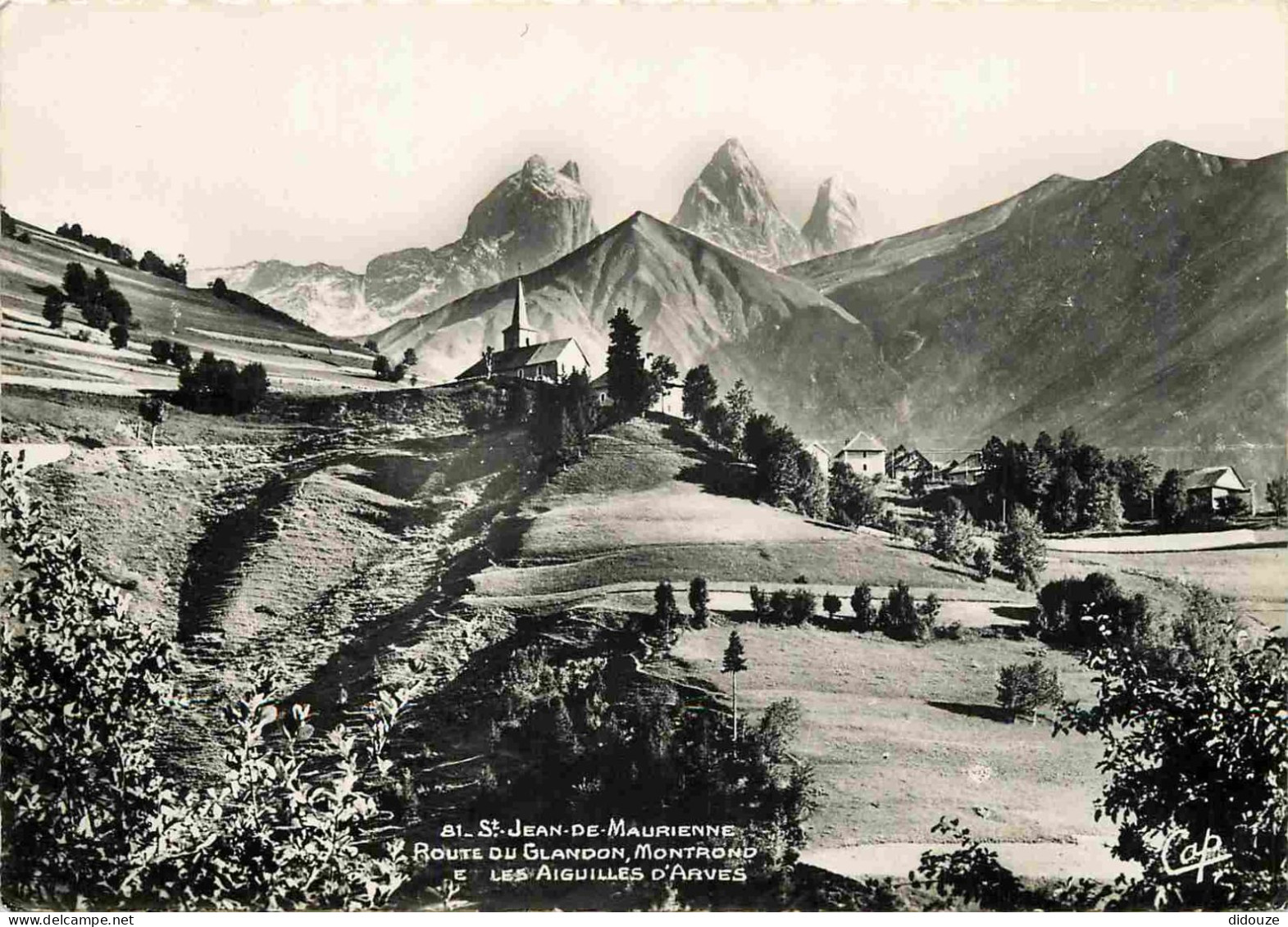 73 - Saint Jean De Maurienne - Route Du Glandon - Montrond - Les Aiguilles D'Arves - Carte Dentelée - CPSM Grand Format  - Saint Jean De Maurienne