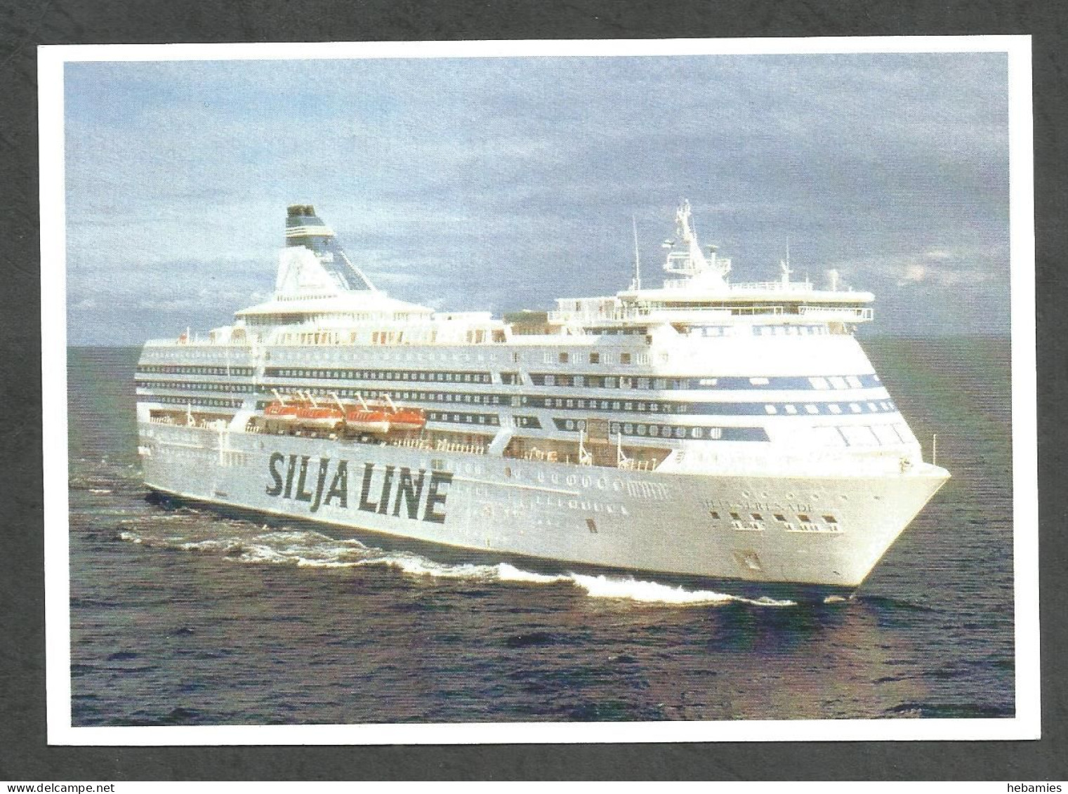 Cruise Ship SILJA SERENADE At The Sea - SILJA LINE Shipping Company - - Transbordadores