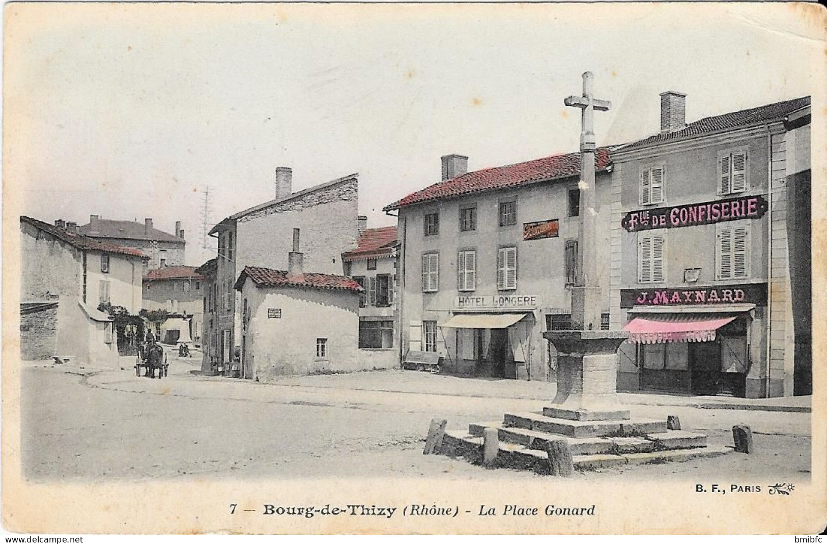 Bourg De Thizy - La Place Gonard - Thizy