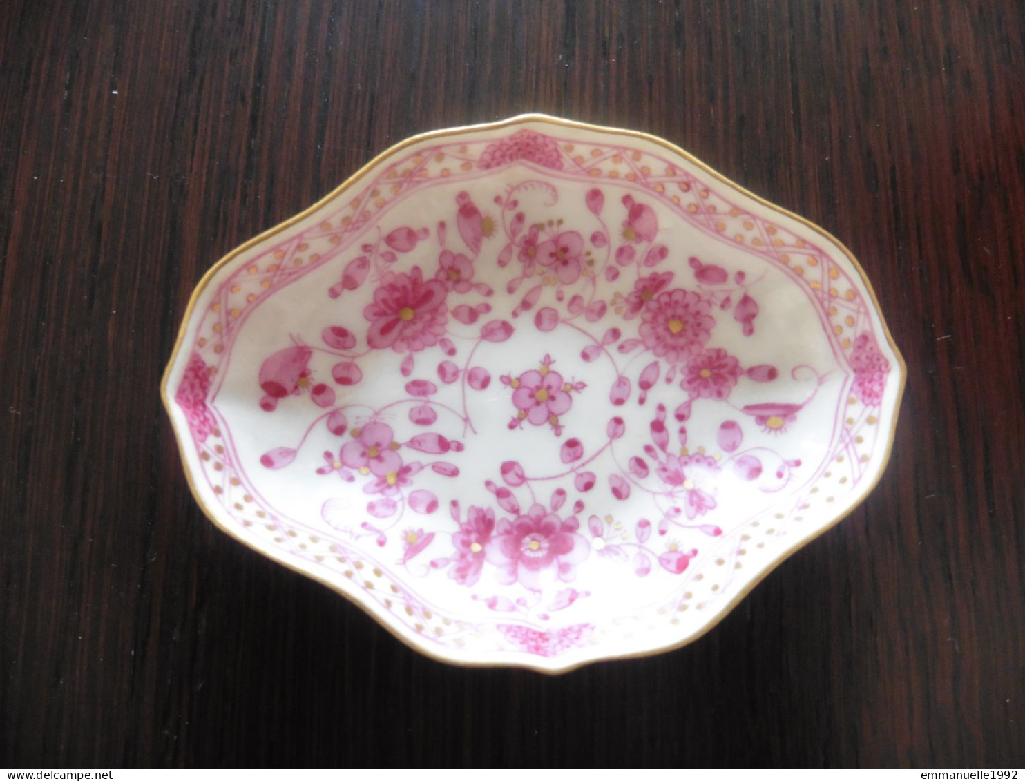 Coupelle Vide-poche Ancien En Porcelaine Blanc Fleurs Rose Liseré Et Points Or - Andere & Zonder Classificatie