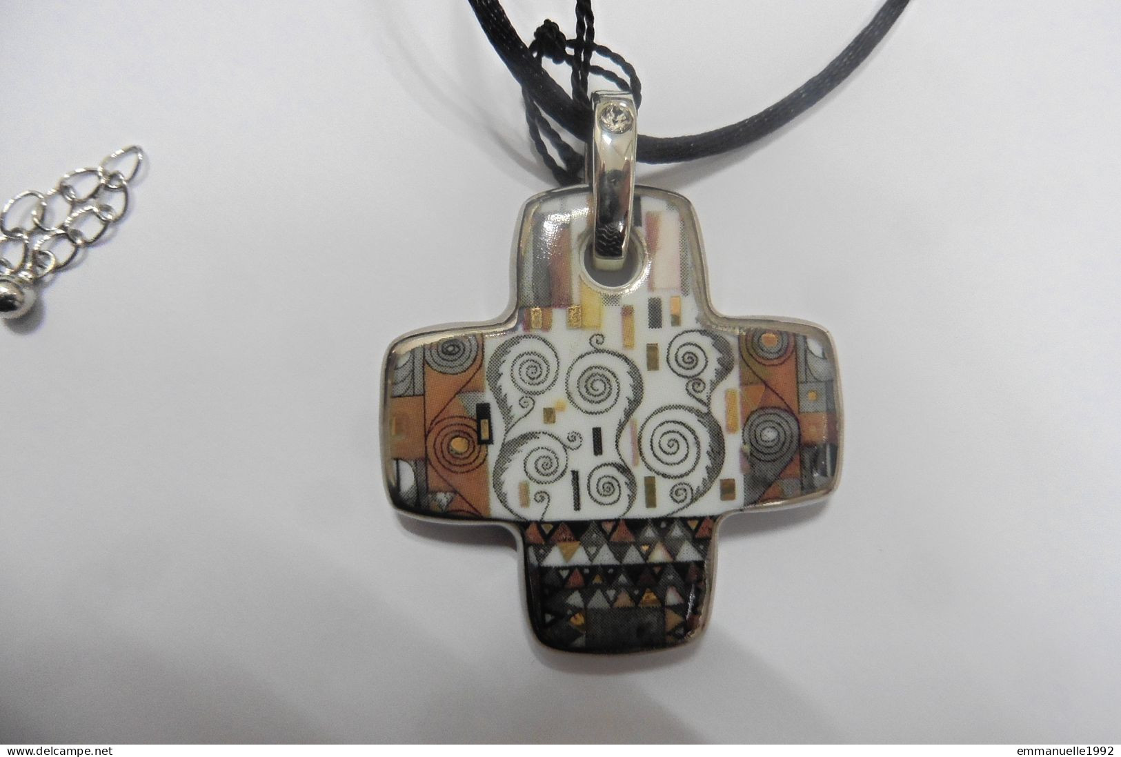 Neuf- Collier pendentif porcelaine Goebel double face Gustav Klimt frise palais Stoclet Bruxelles