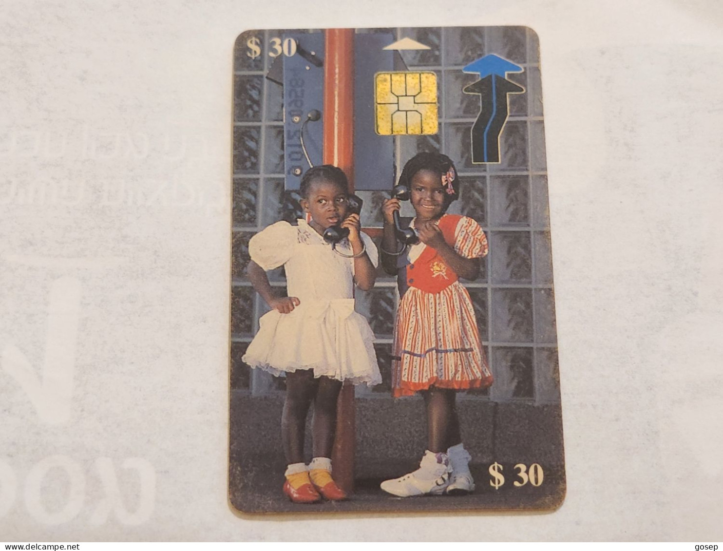 Zimbabwe-(ZIM-21)-Natasha & Tadiva 3-(78)-($30)-(0020-058037)-(1/08/2000)-(tirage-40.000)-used Card - Zimbabwe