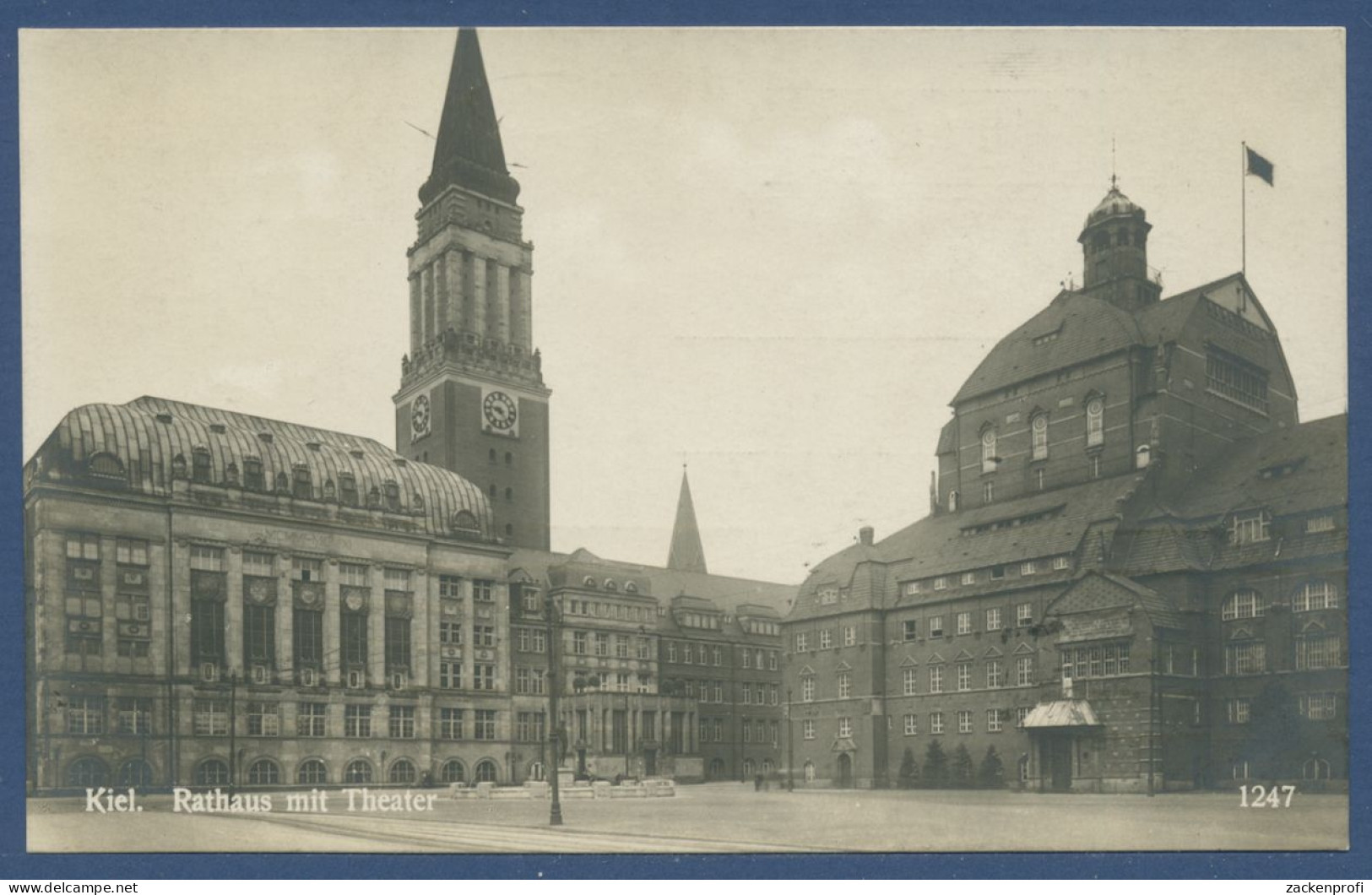 Kiel Rathaus Mit Theater, Gelaufen 1926 (AK1312) - Kiel