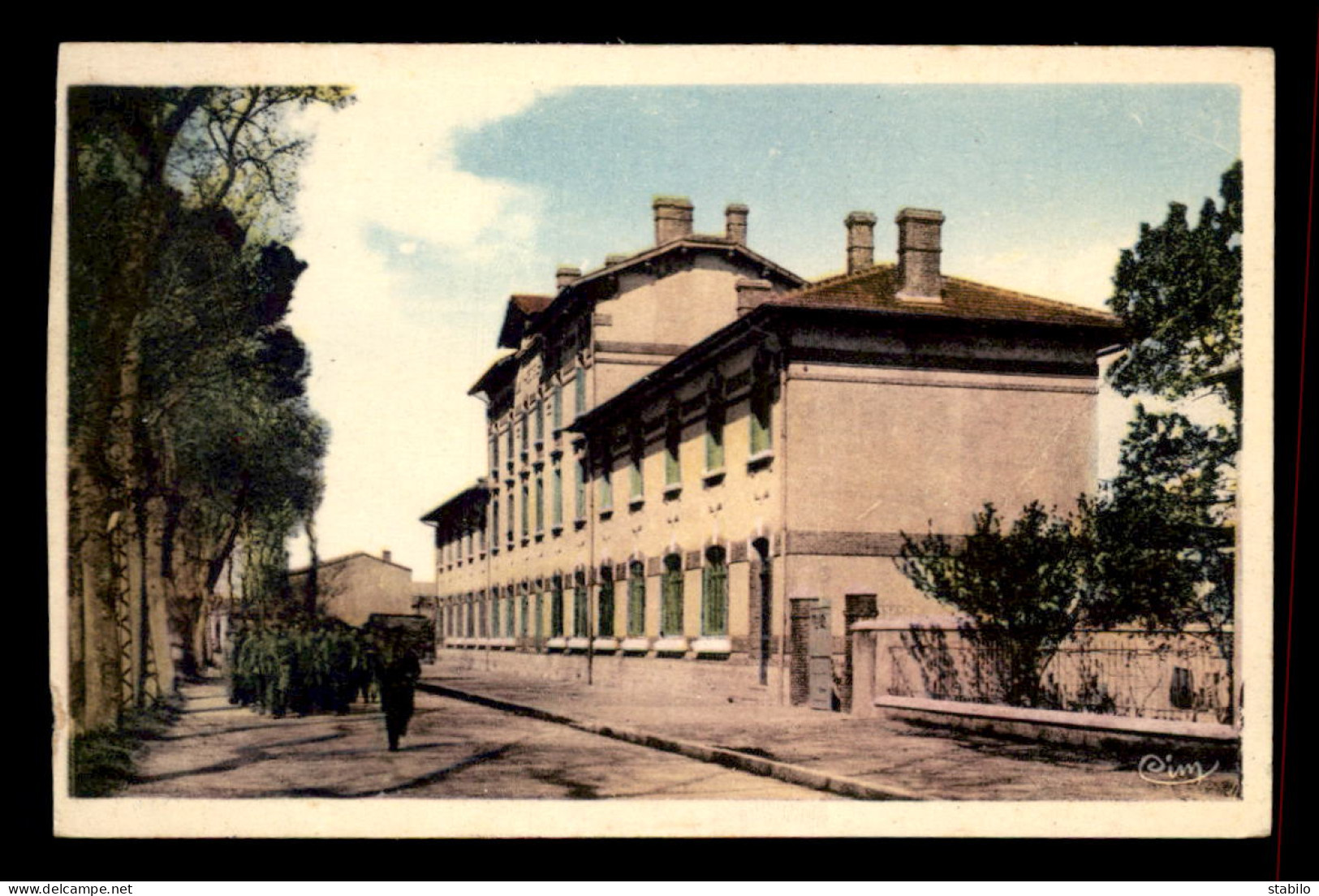 81 - LABRUGUIERE - LE GROUPE SCOLAIRE - Labruguière