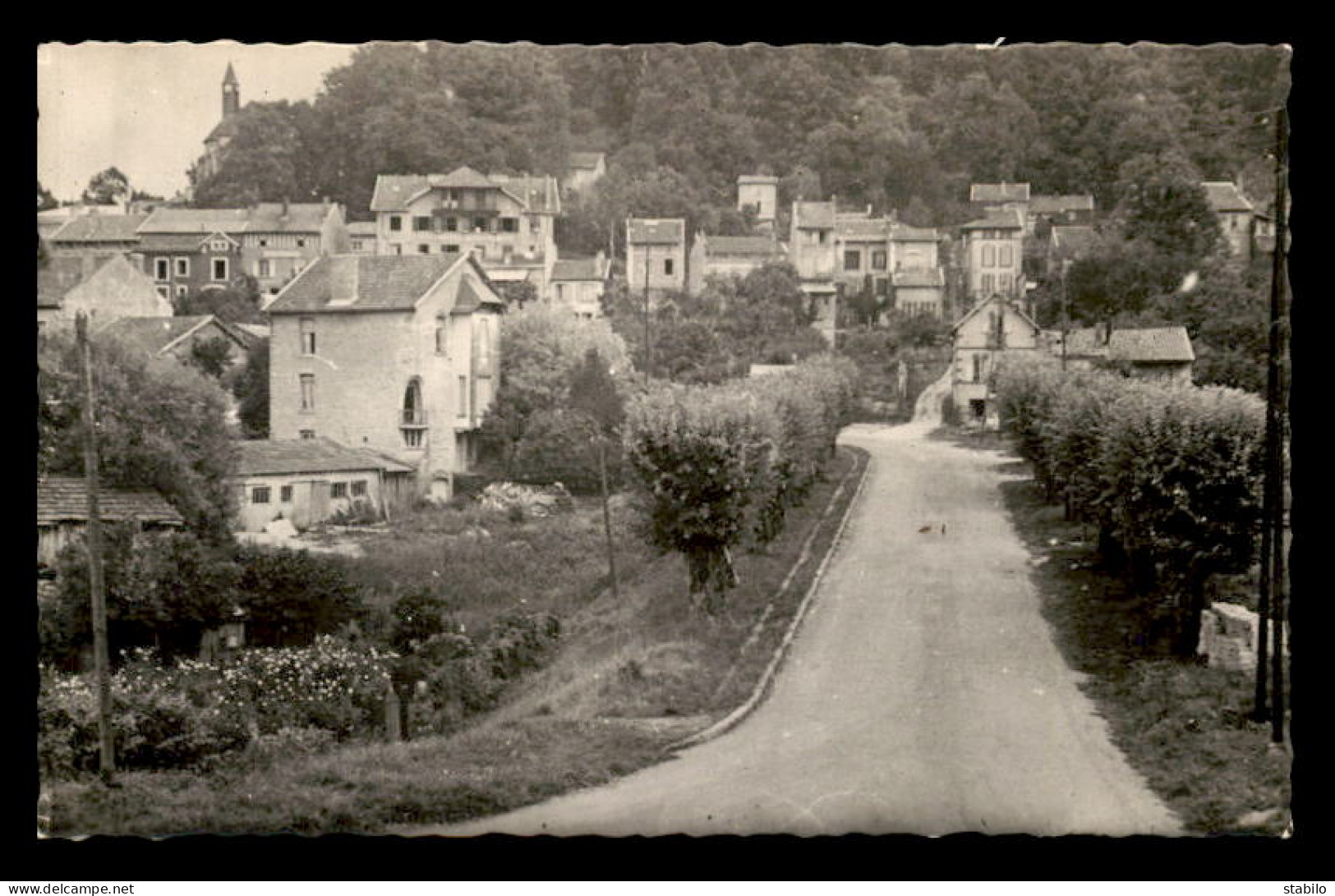 55 - CLERMONT-EN-ARGONNE - VUE GENERALE - Clermont En Argonne