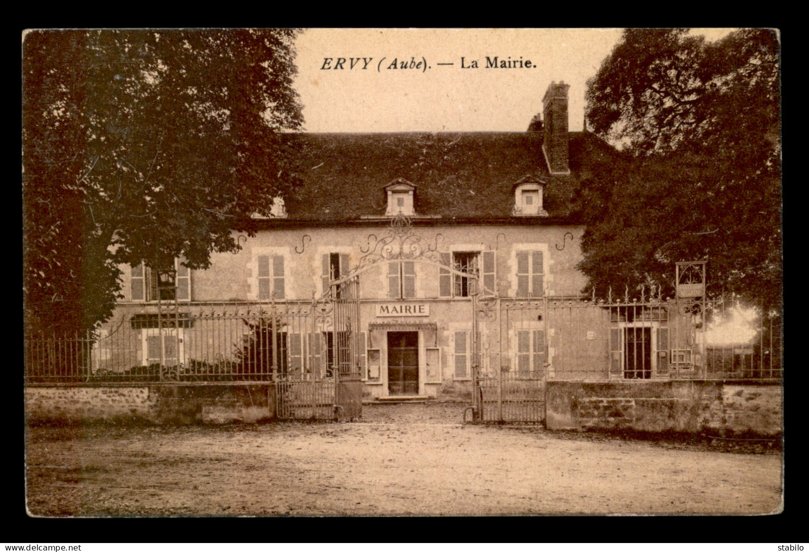 10 - ERVY-LE-CHATEL - LA MAIRIE - Ervy-le-Chatel