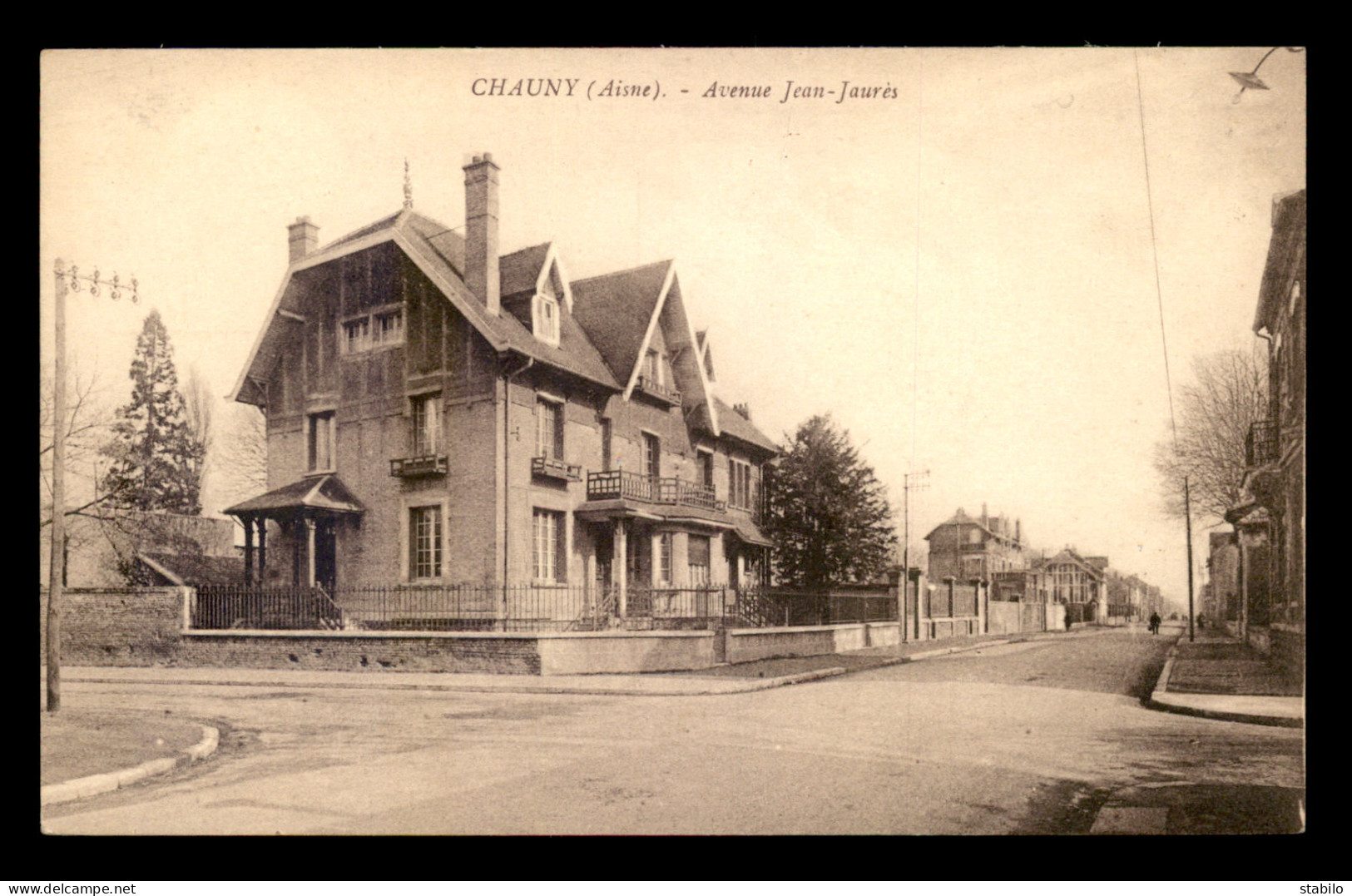 02 - CHAUNY - AVENUE JEAN JAURES - Chauny