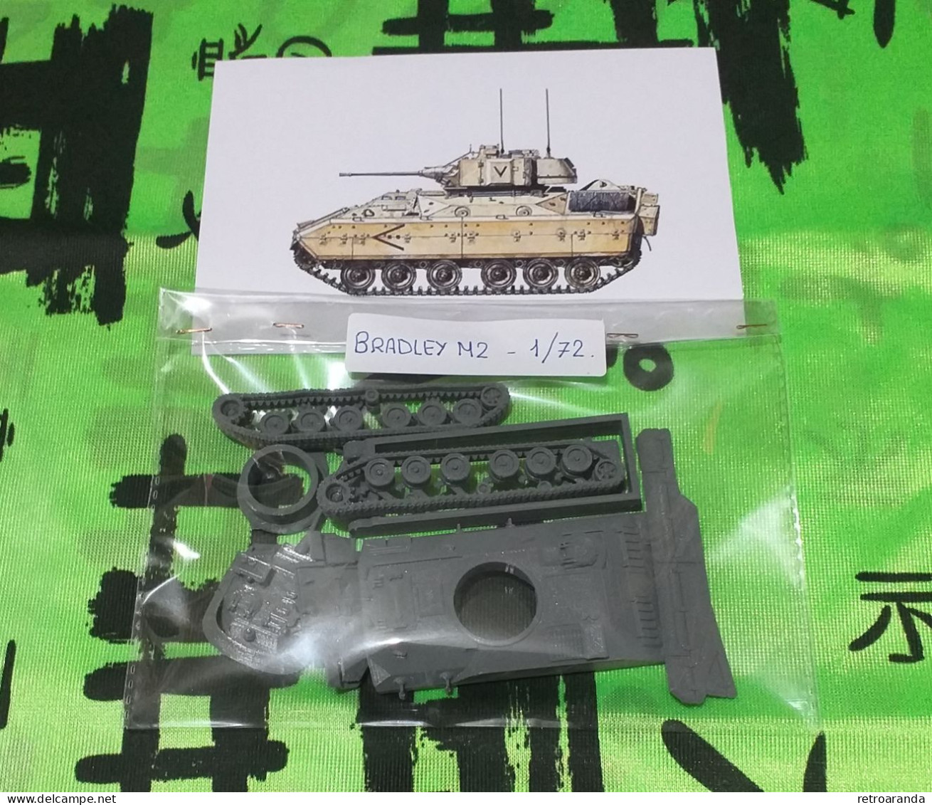 Kit Maqueta Para Montar Y Pintar - Vehículo Militar . Bradley M2 - 1/72. - Vehículos Militares