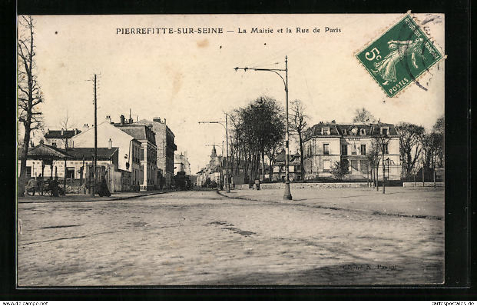 CPA Pierrefitte-sur-Seine, La Mairie Et La Rue De Paris  - Pierrefitte Sur Seine