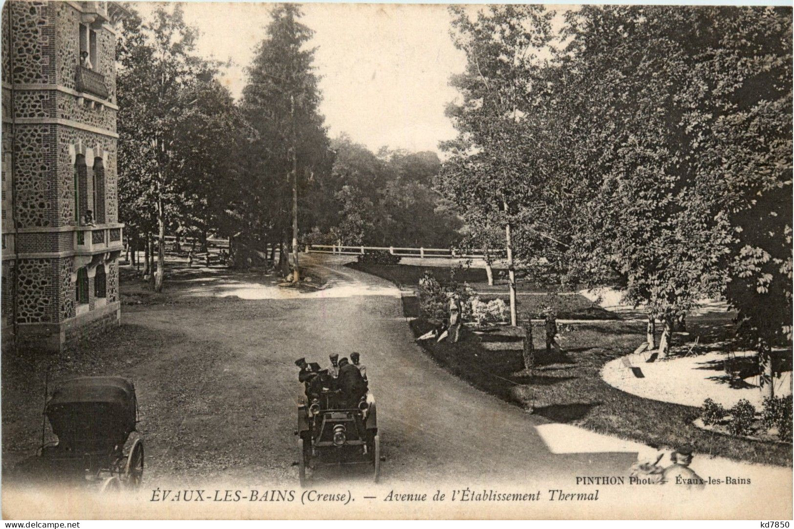 Evaux Les Bains - Avenue De L Etablissement Thermal - Evaux Les Bains