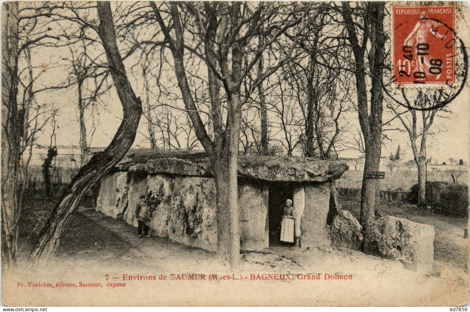 Bagneux - Le Dolmen - Dolmen & Menhirs