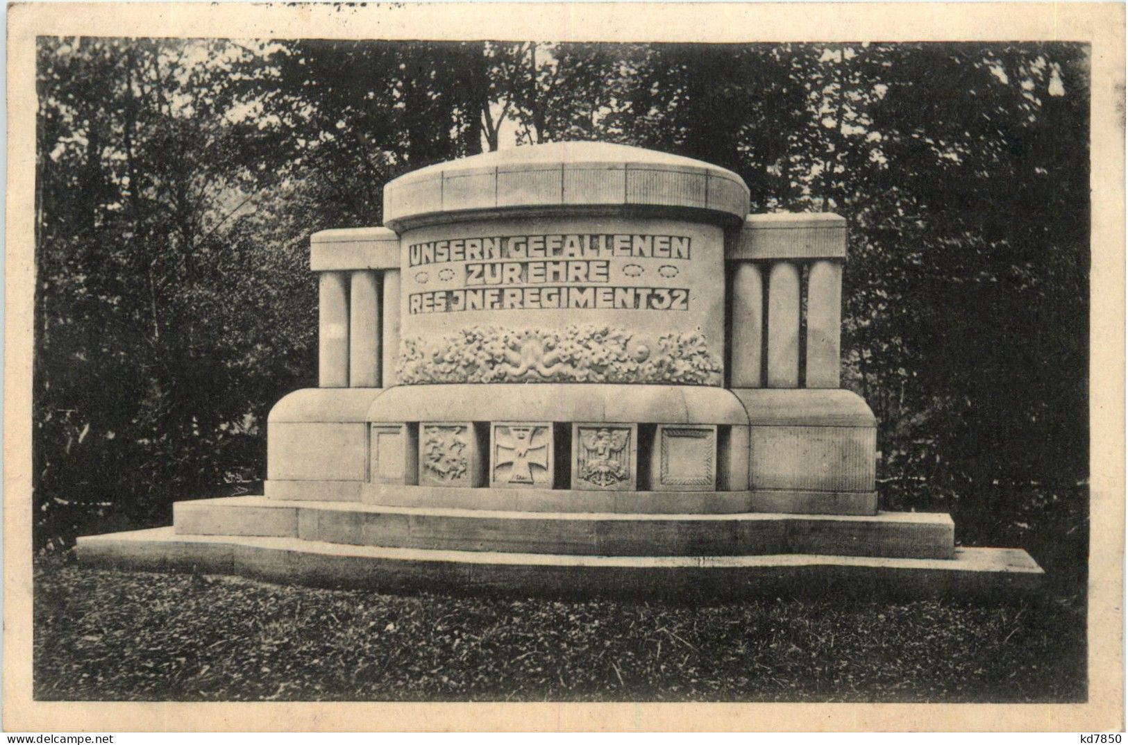 Kriegerdenkmal Infanterie Regiment 32 - Feldpost 113 Inf. Division - Monumenti Ai Caduti