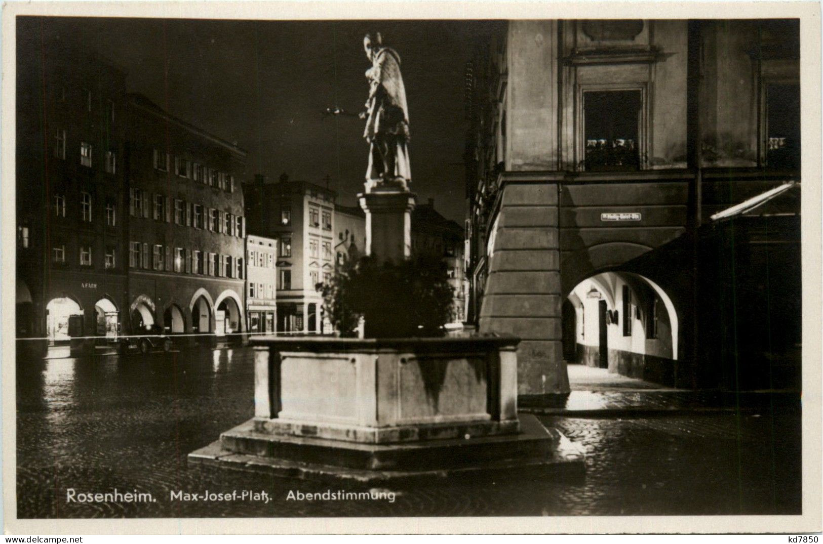 Bayern/Rosenheim - Max-Josef-Platz, Abendstimmung - Rosenheim