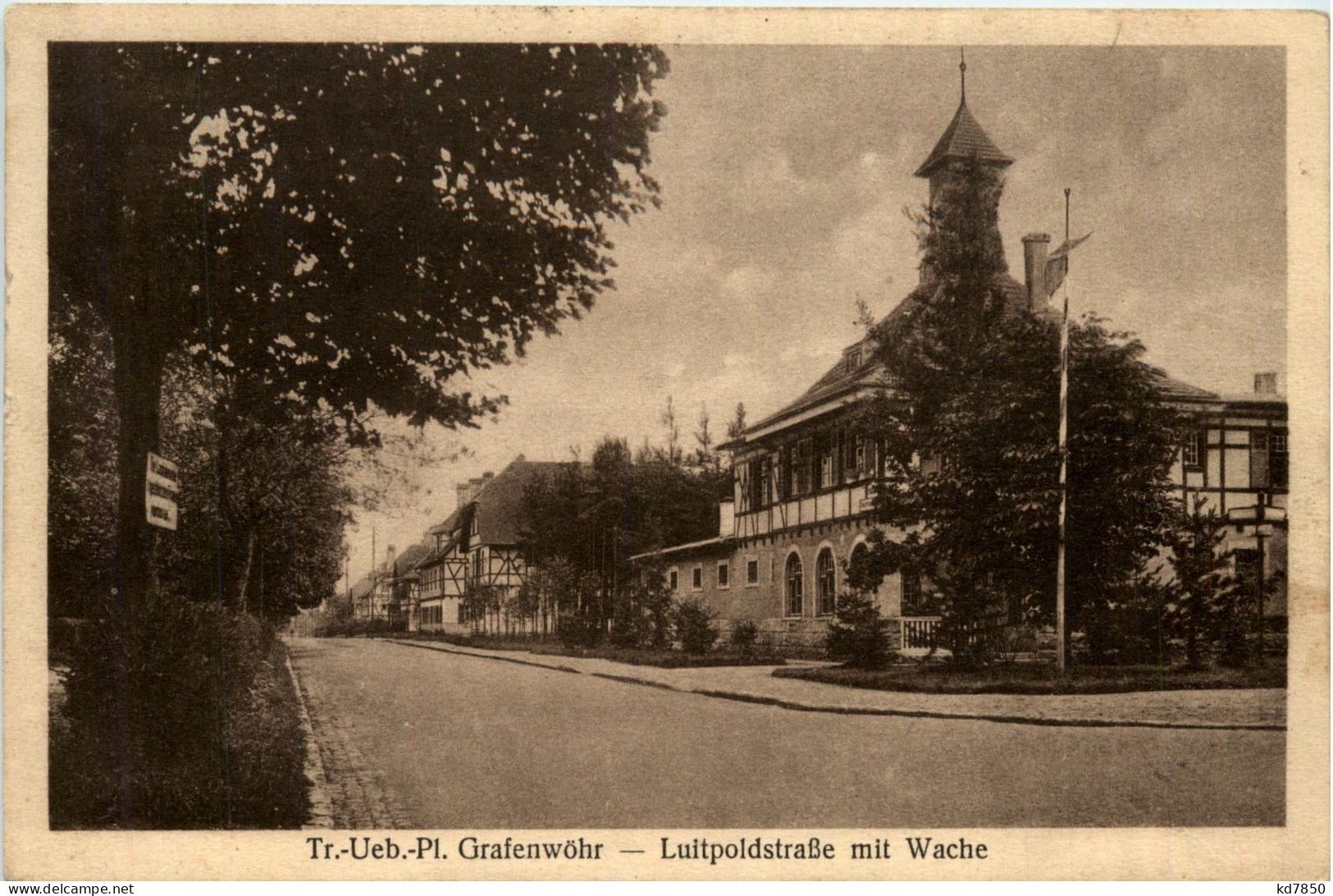 Bayern/Grafenwöhr - Truppenübungsplatz - Luitpoldstrasse Mit Wache - Grafenwoehr