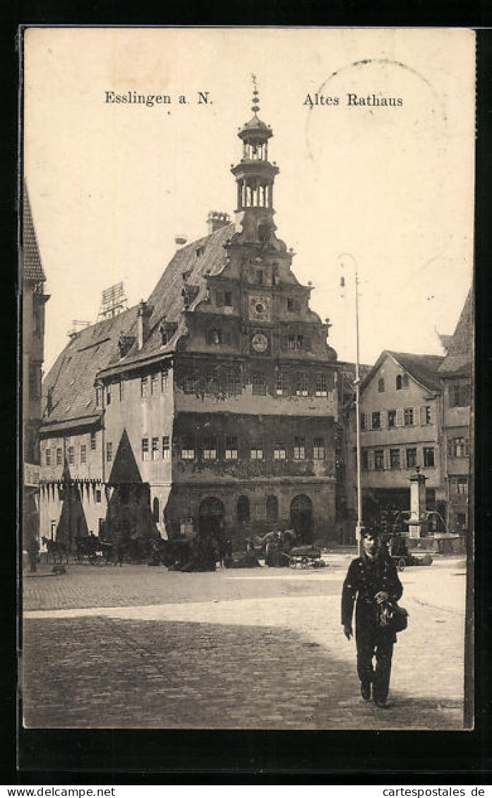 AK Esslingen A. N., Alzes Rathaus, Briefträger  - Esslingen