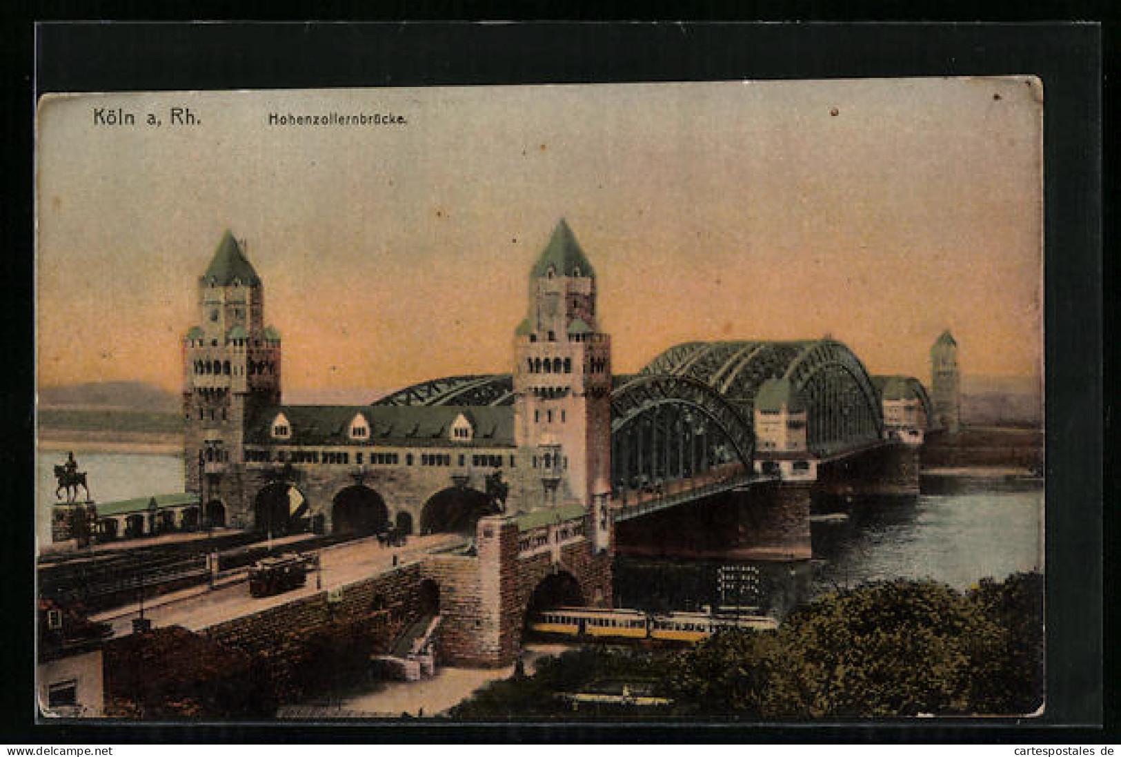 AK Köln, Strassenbahn Auf Der Hohenzollernbrücke  - Tram